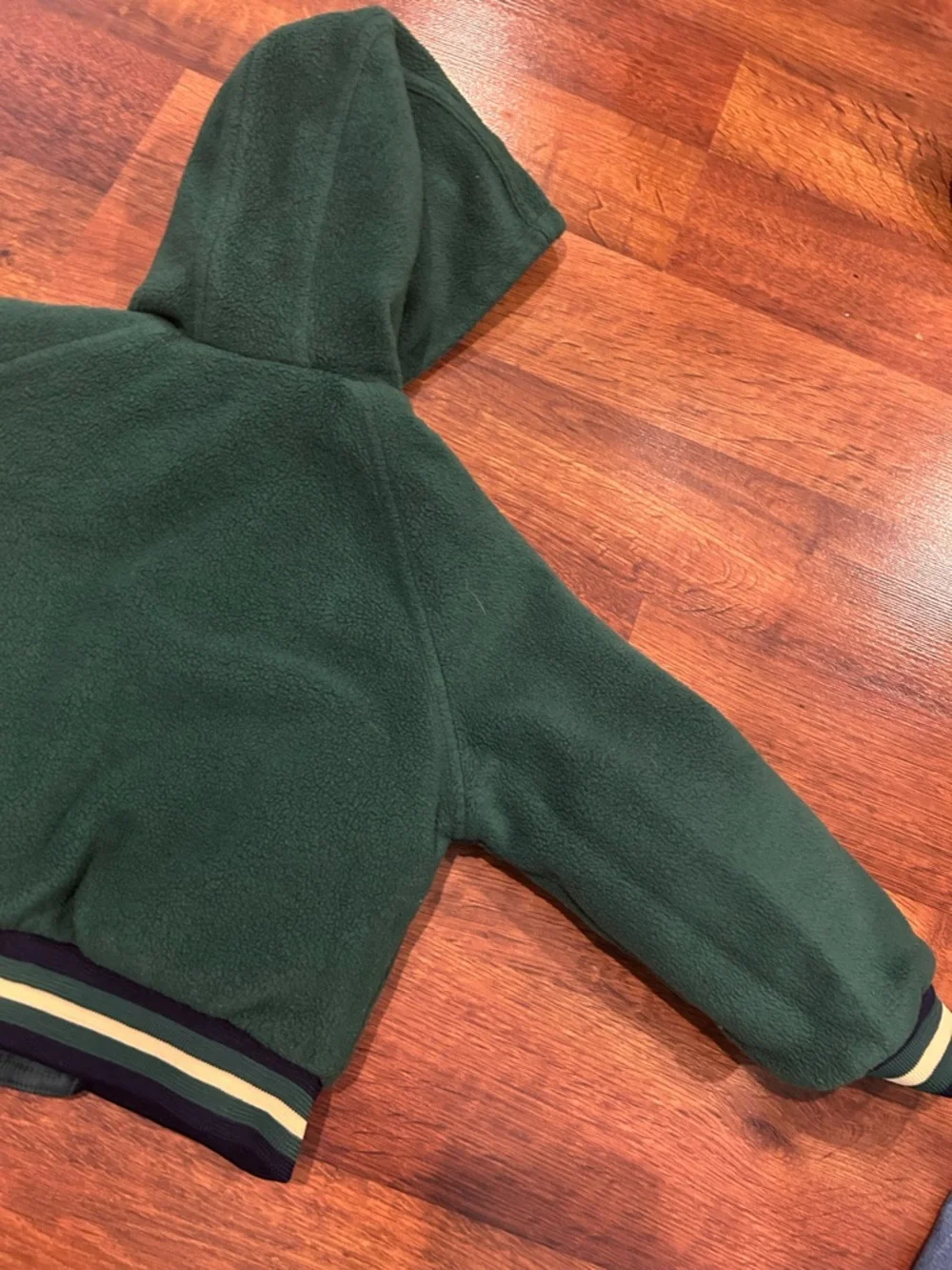 Vintage 90’s Disney Kids Tigger Reversible Jacket Winnie the Pooh 4T Green